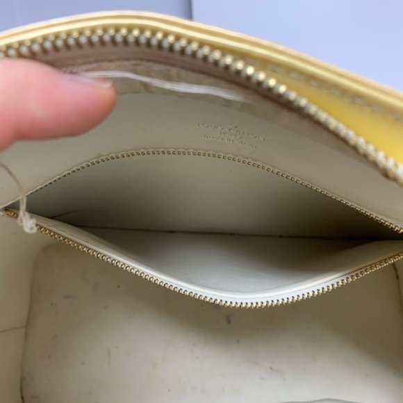 Louis Vuitton vernis  Cream and Brown Shoulder Bag - Picture 15 of 15